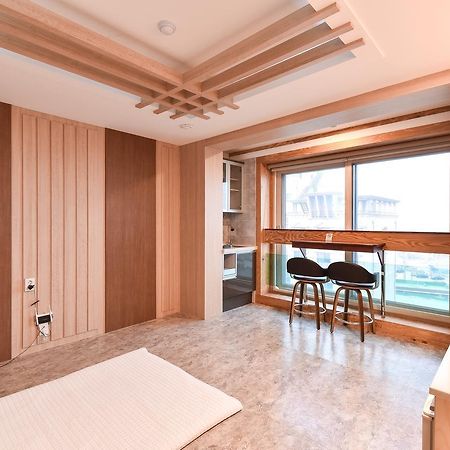 Hotel Topsville Gangneung Extérieur photo