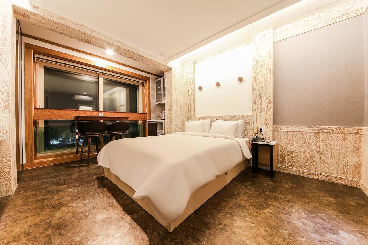 Hotel Topsville Gangneung Extérieur photo