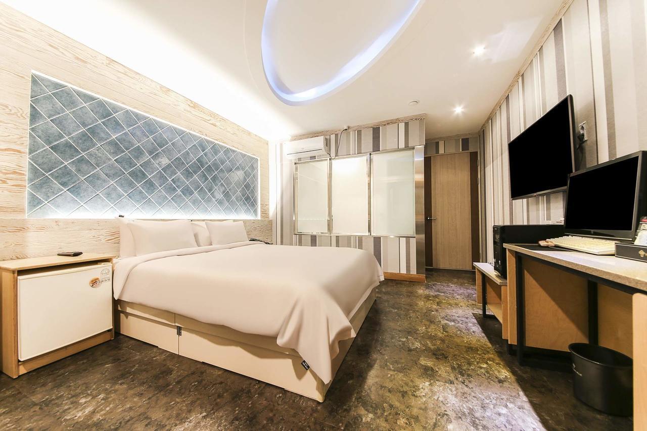 Hotel Topsville Gangneung Extérieur photo